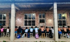 开云体育下载:铁皮房、土操场，这里有一座“筑梦”摔跤馆